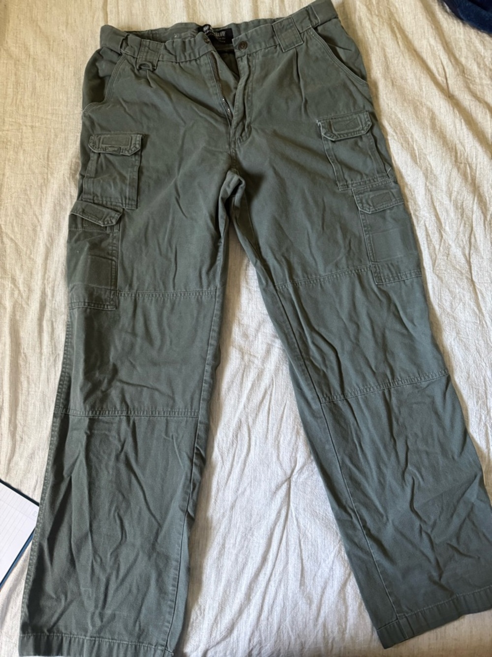Men's Olive Cargo Pants - Relaxed Utility Fit